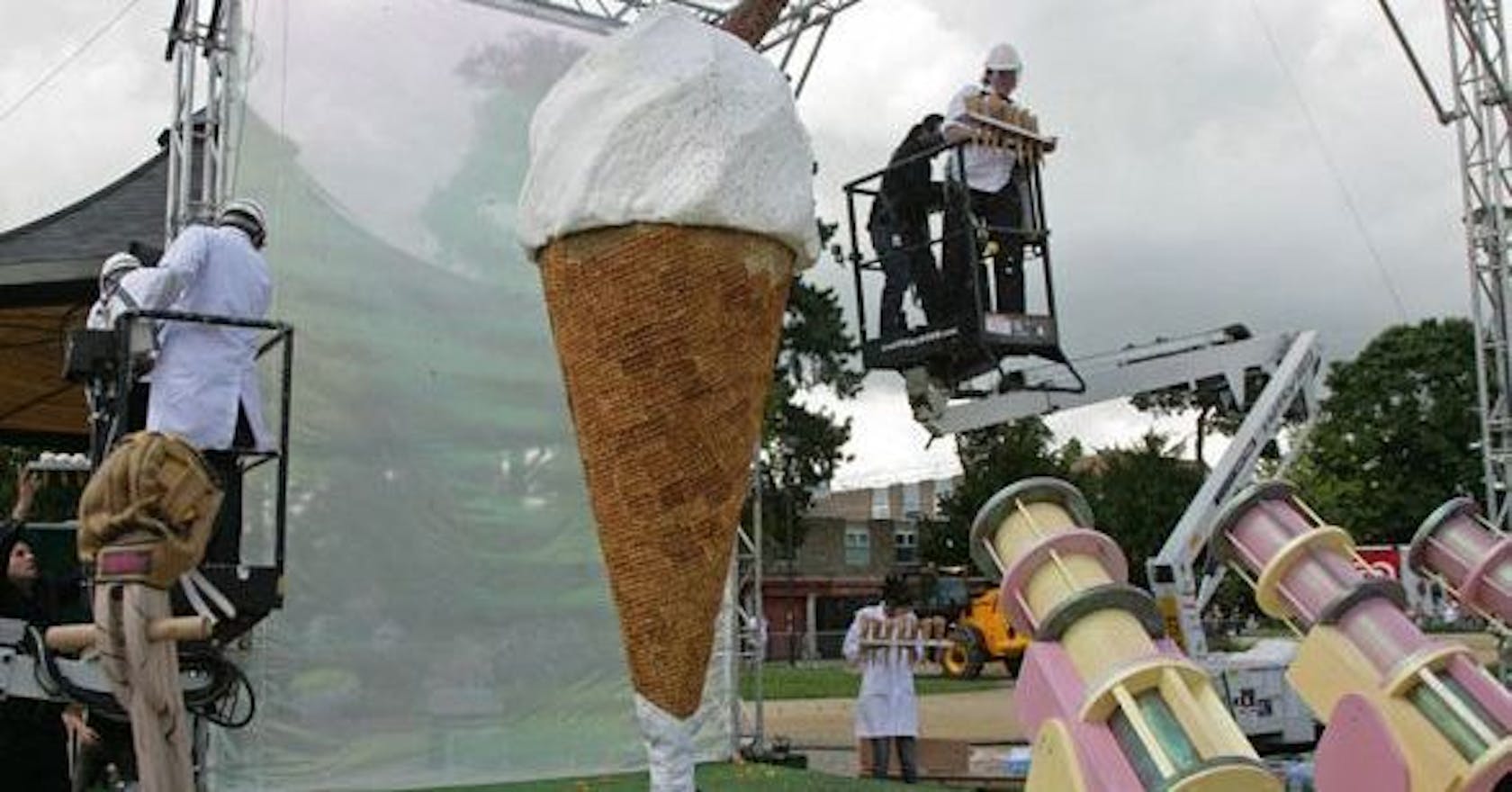 World's largest ice-cream