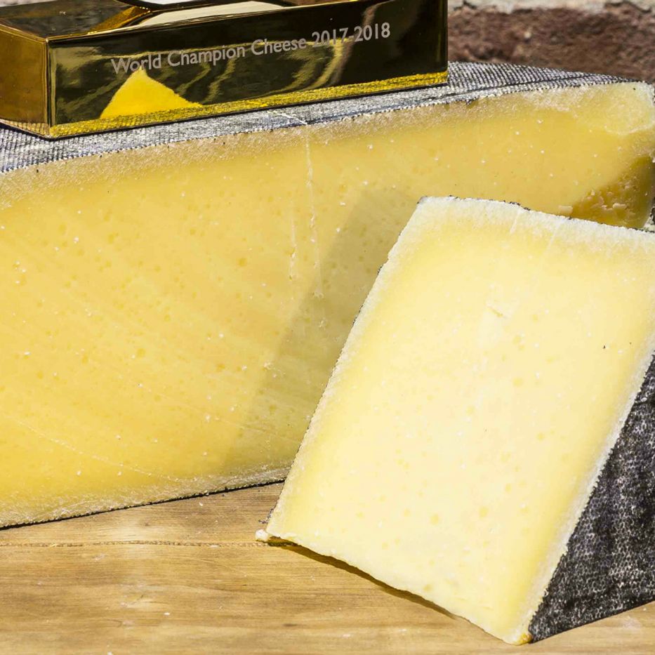 The World S Best Cheese Is From Cornwall UK   Worlds Best Cheese 2017 Cornwall Kern Uk 933x933 