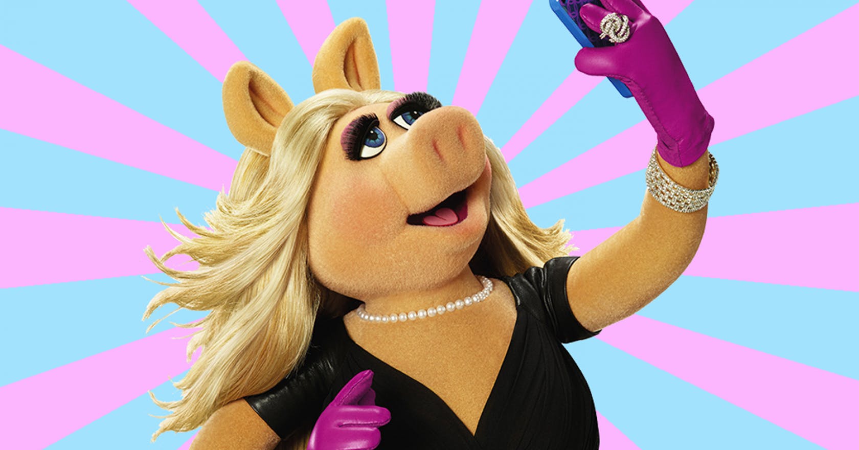 Muppets director finally reveals Miss Piggy’s troubling past