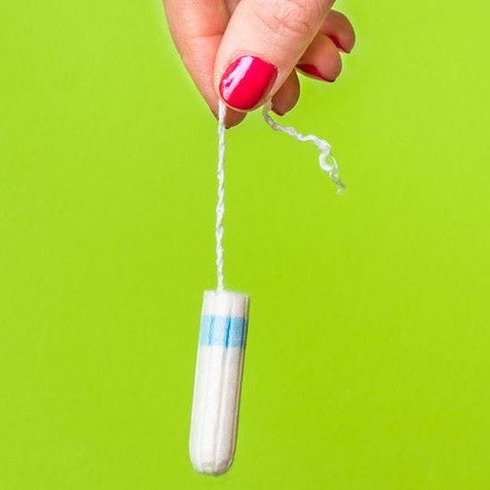 How Charli Xcx Is Fighting Period Shame One Tampon String At A Time Go Fashion Ideas