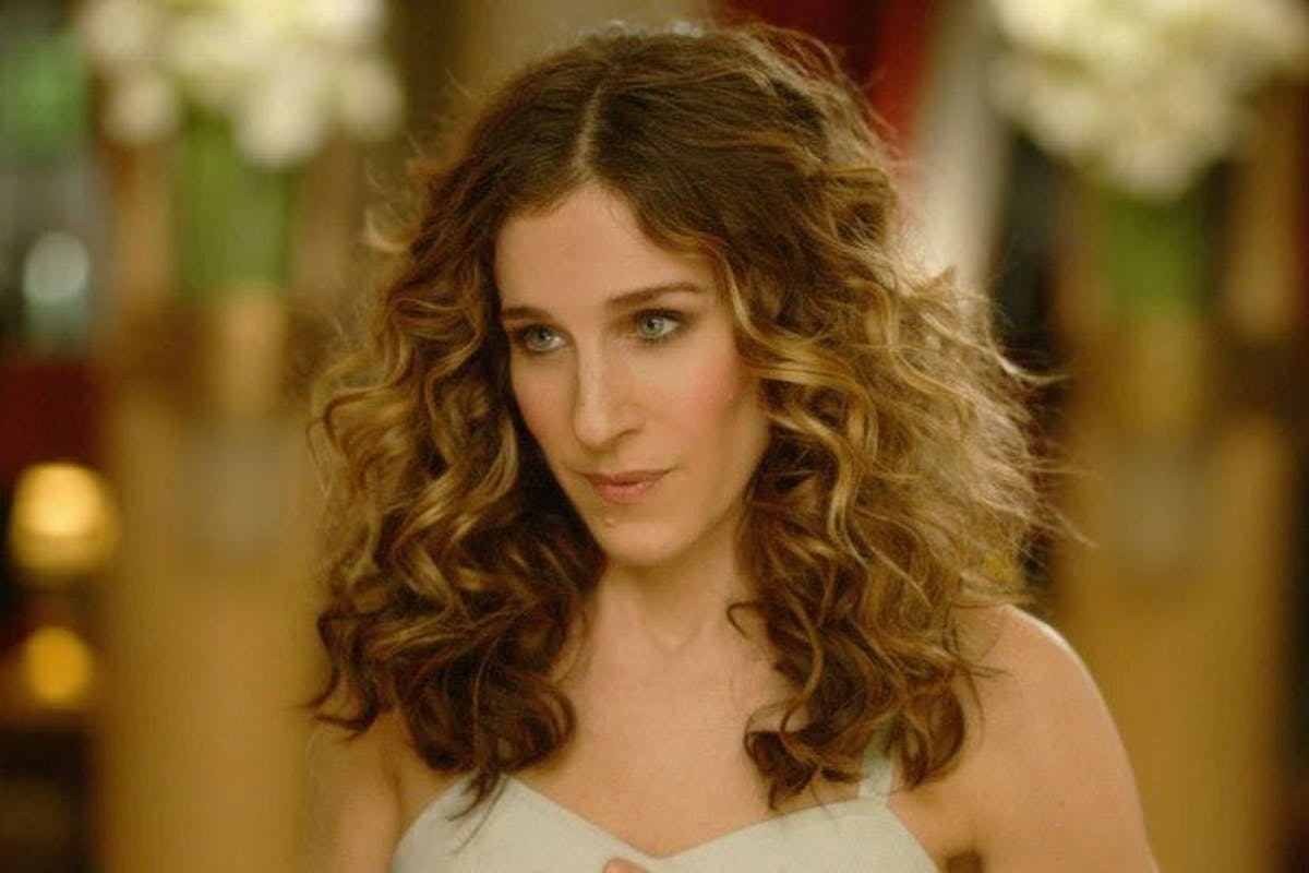 Sarah Jessica Parker Just Brought Back Satc S Carrie Bradshaw In