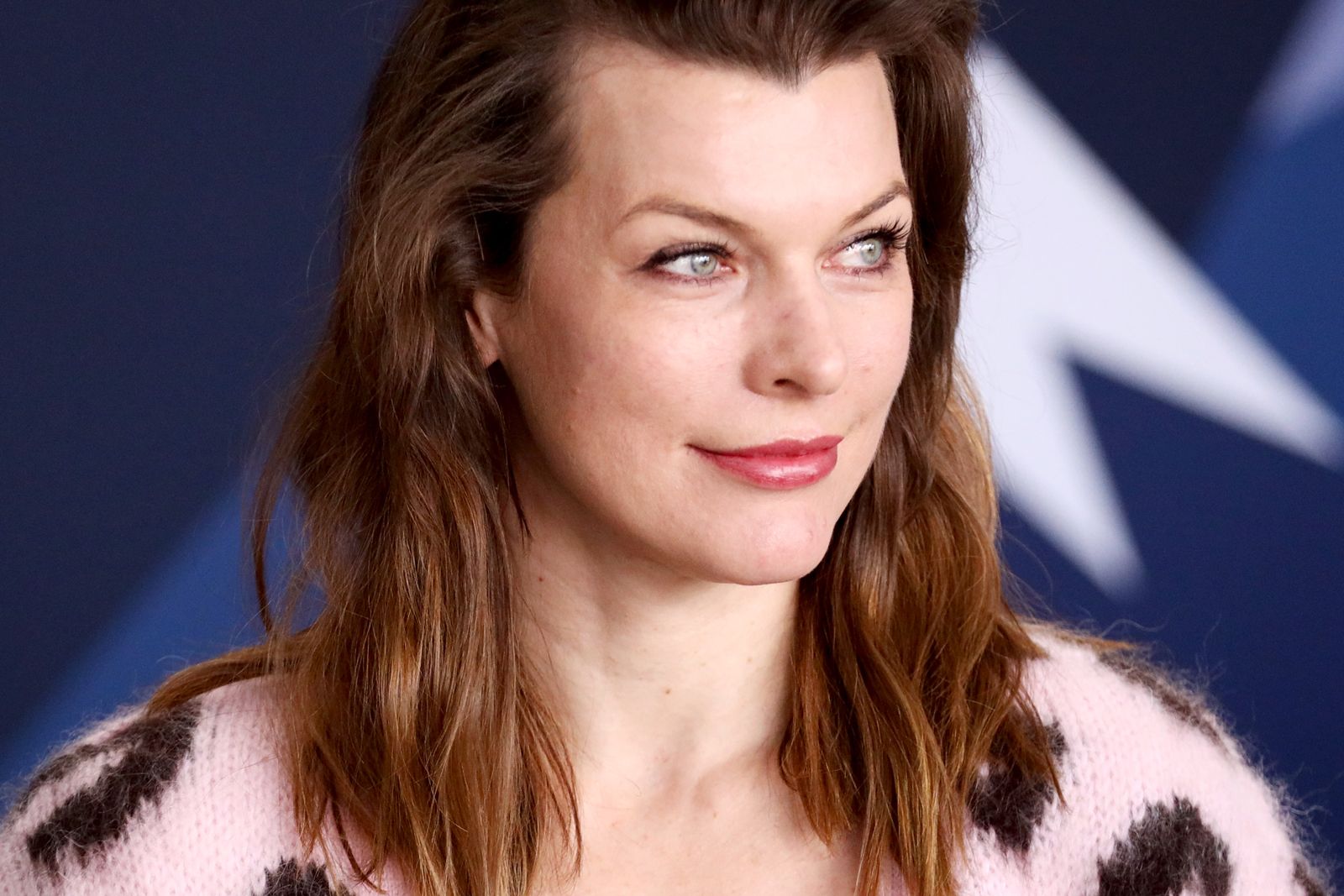 Milla Jovovich costume