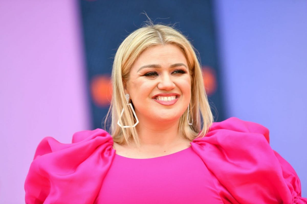 Kelly Clarkson Talk Show Renewed For Season 2 And We Can T Wait