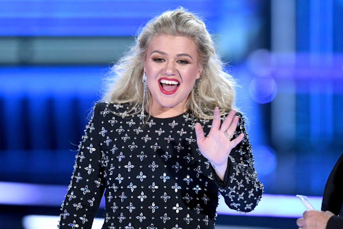 Kelly Clarkson’s best Twitter moments