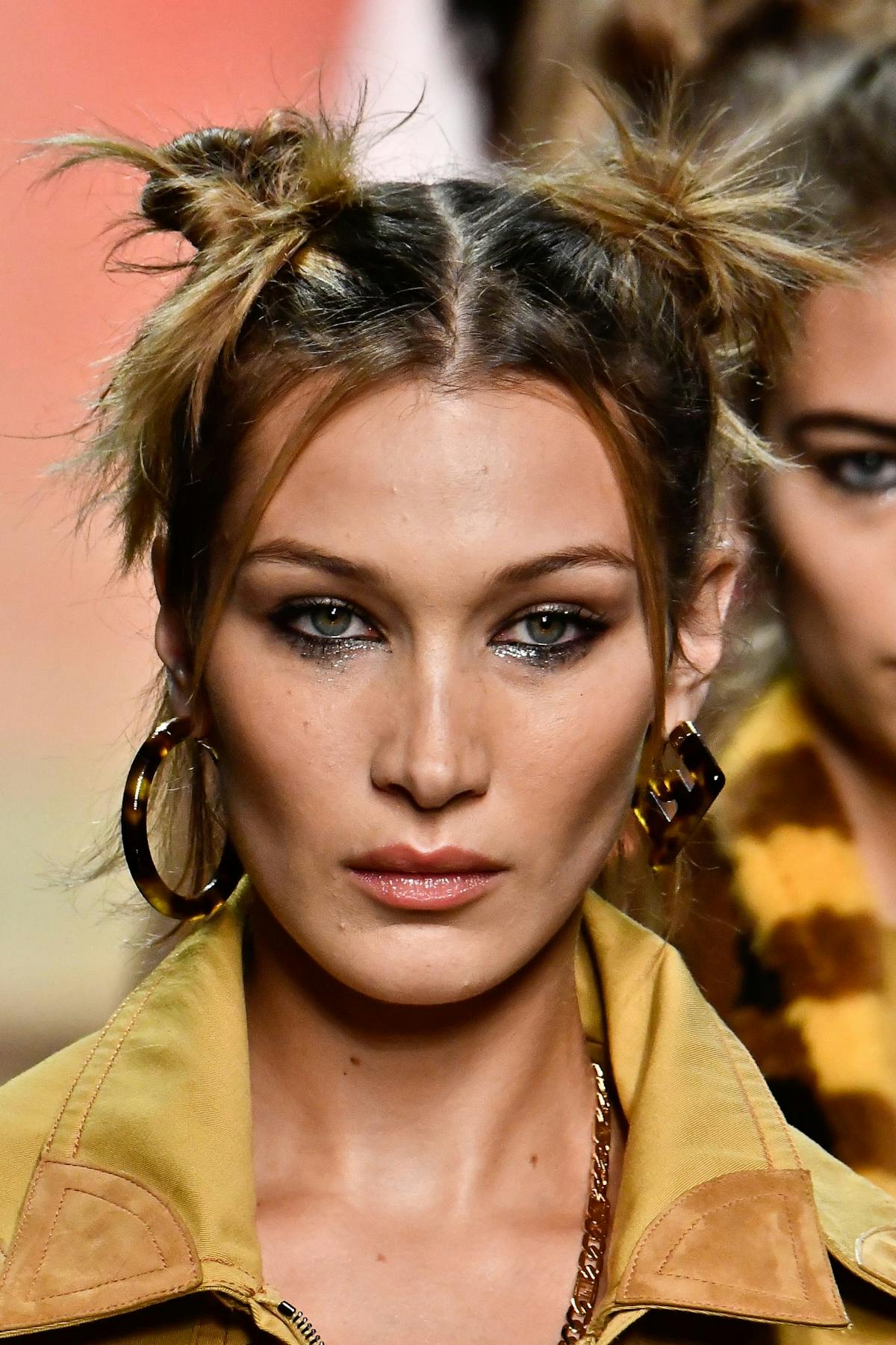 Key 90s beauty trends get a modern twist at Milan Fashion Week