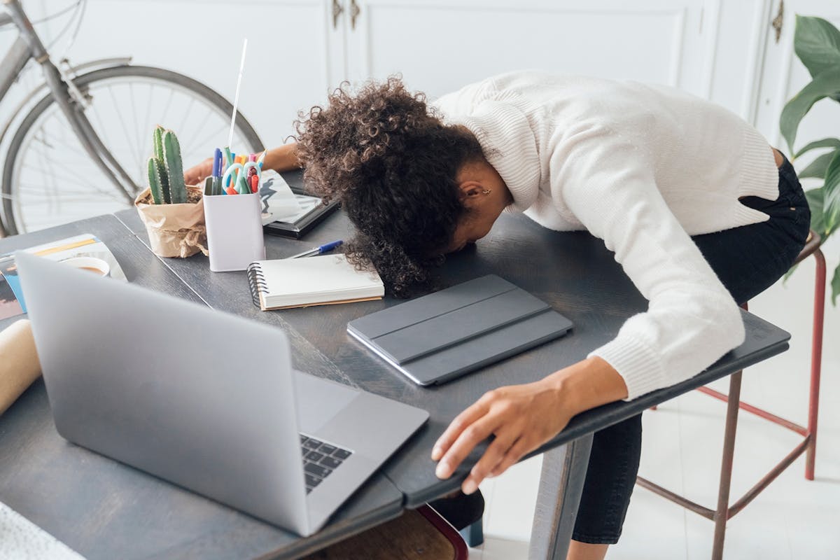 symptoms-of-burnout-how-chronic-stress-affects-the-body