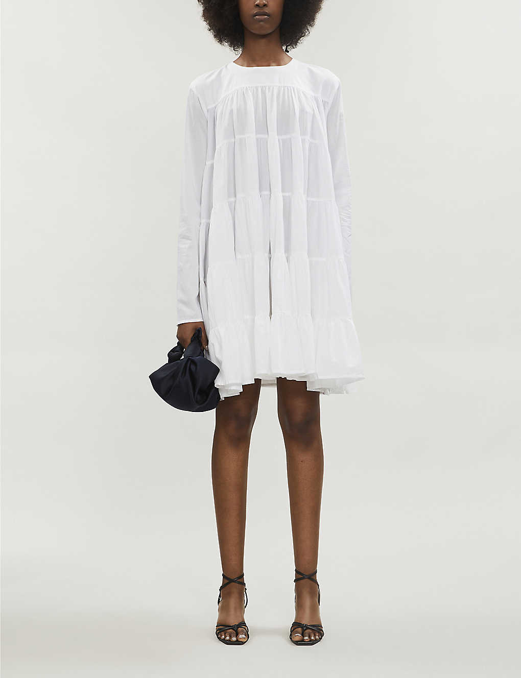 seasonal white dress with sleeves