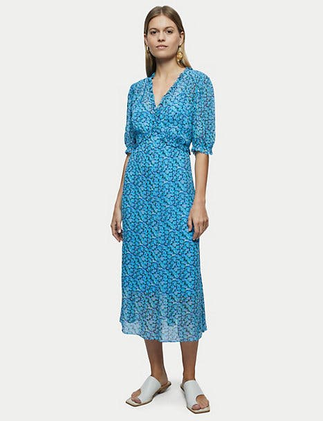 Floral dresses for women: the best 19 options to shop now