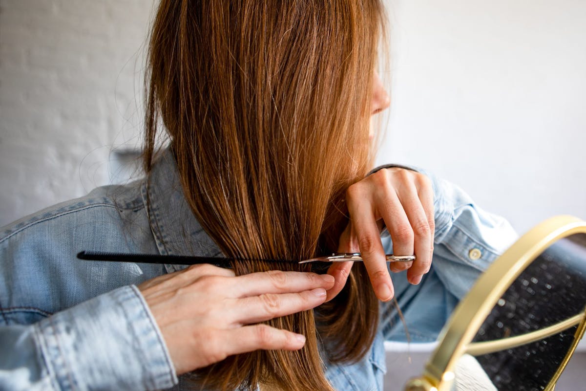 how to cut your own hair