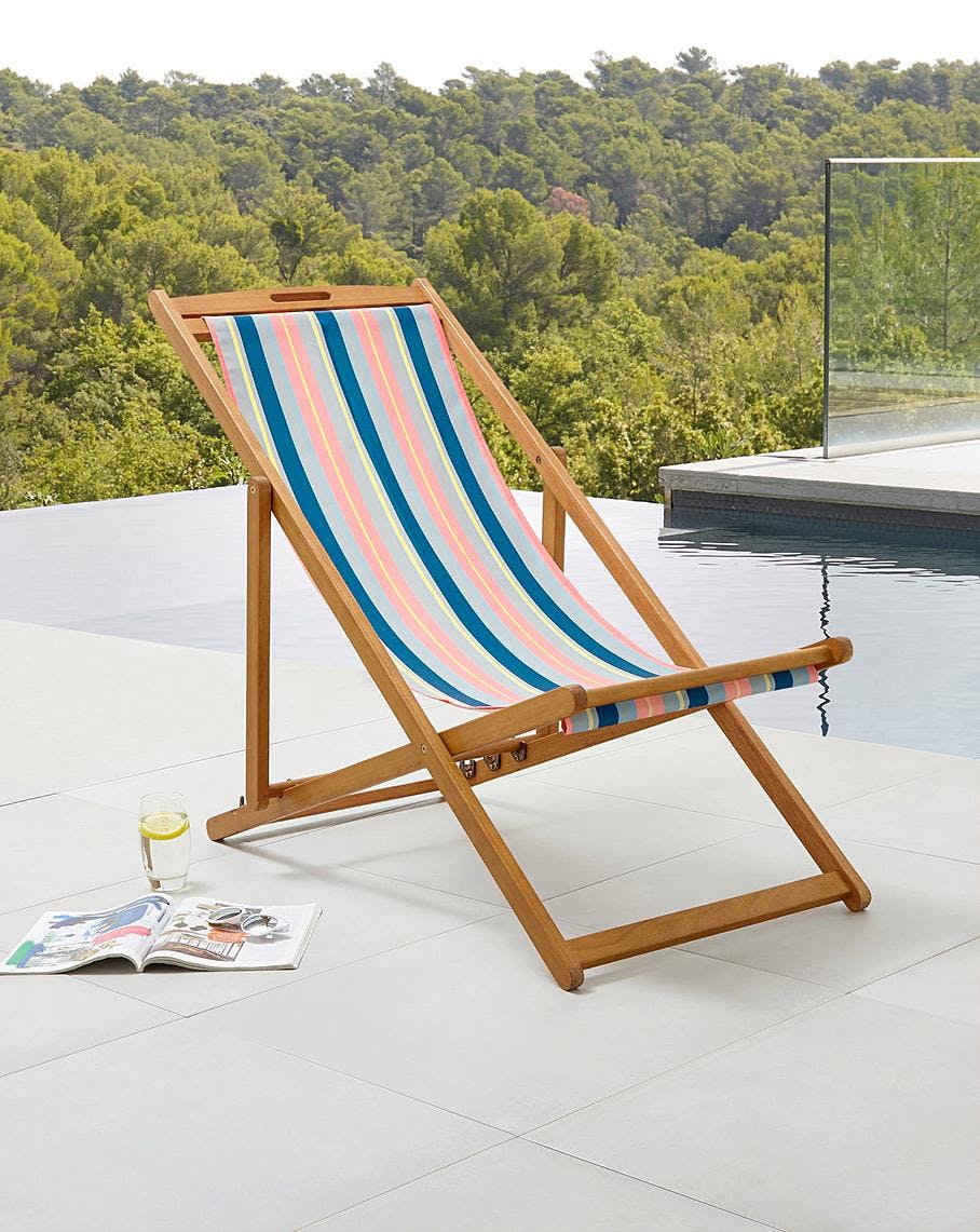 Best Deckchairs To Buy Now