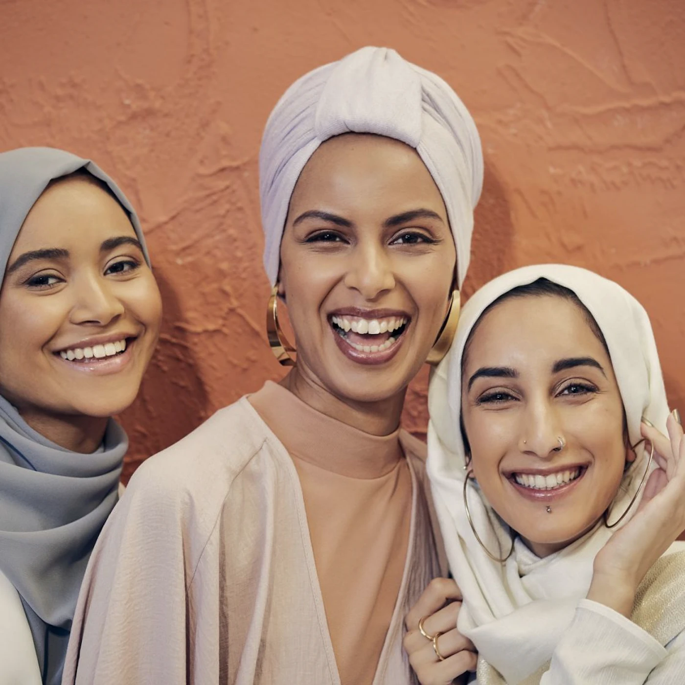 Hijab Haircare Guide Hair Loss 1120x1120 ?auto=format%2Ccompress&fit=max&fm=webp&monochrome=29000000&q=75&w=1400