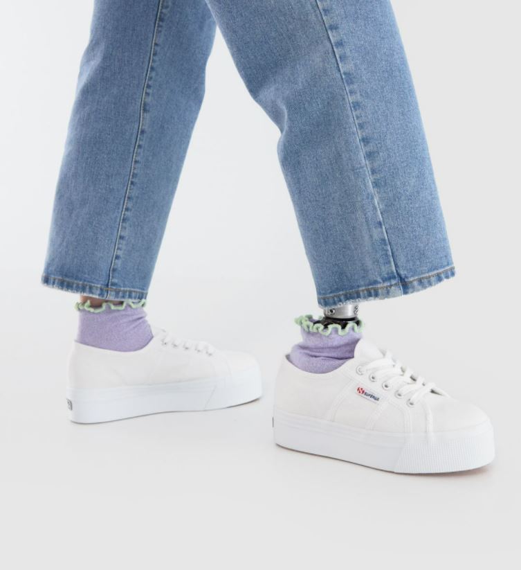on trend womens trainers