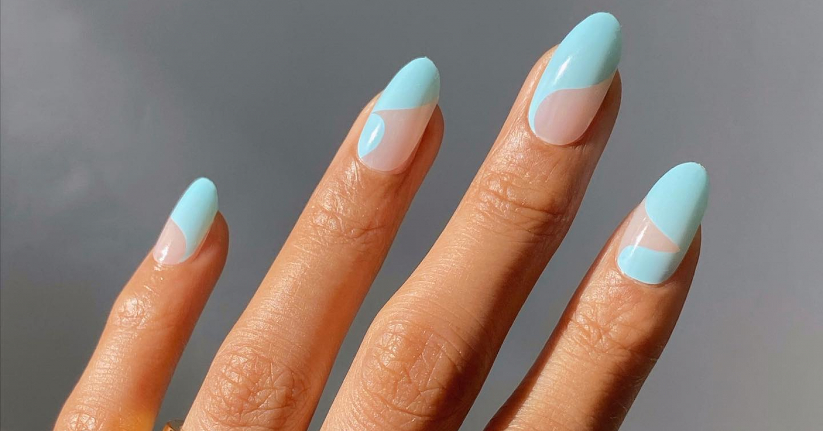 light blue nails short