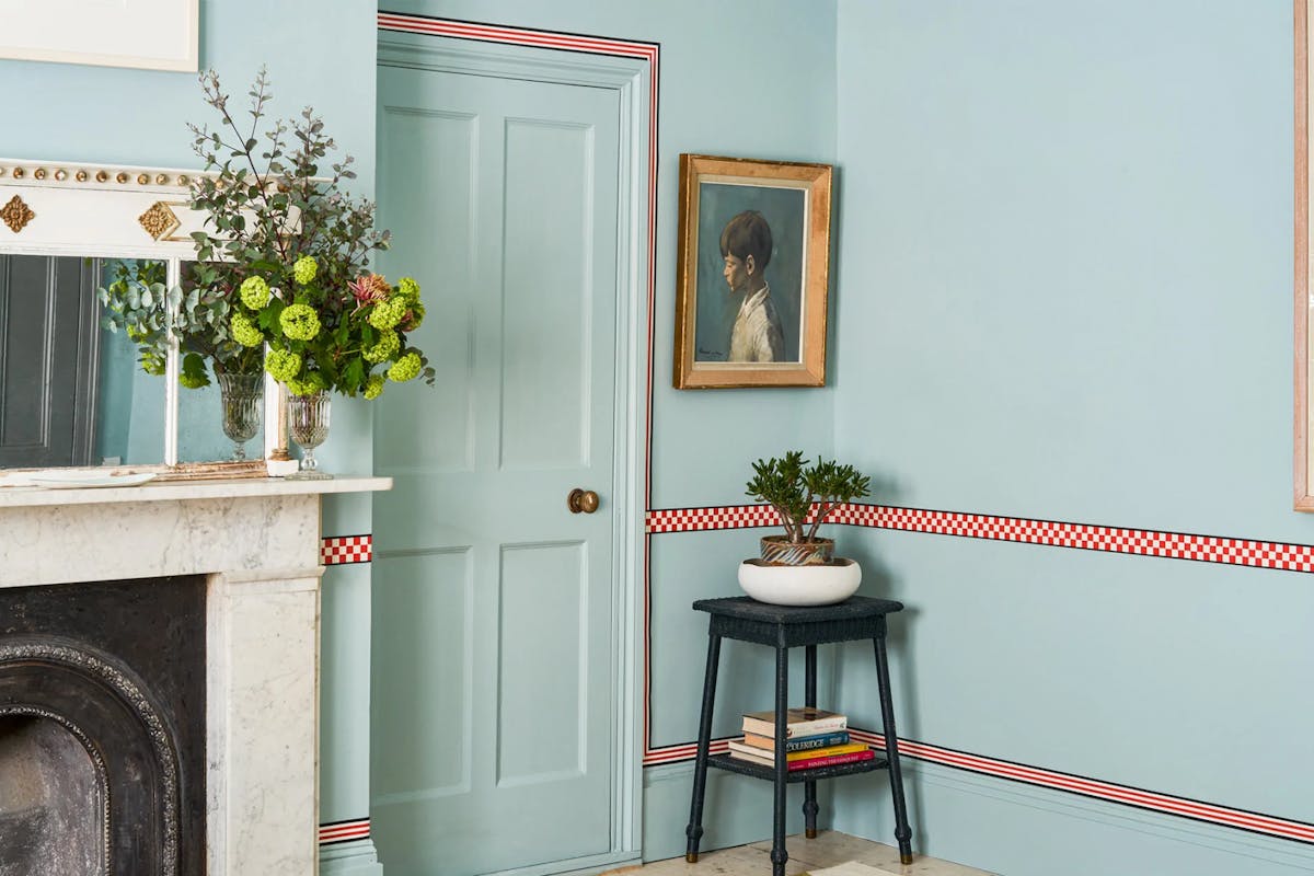 Wallpaper borders are back – here’s how to style them